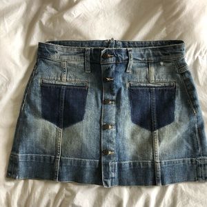 Joe’s Jeans jean skirt size 28. Worn a few times.